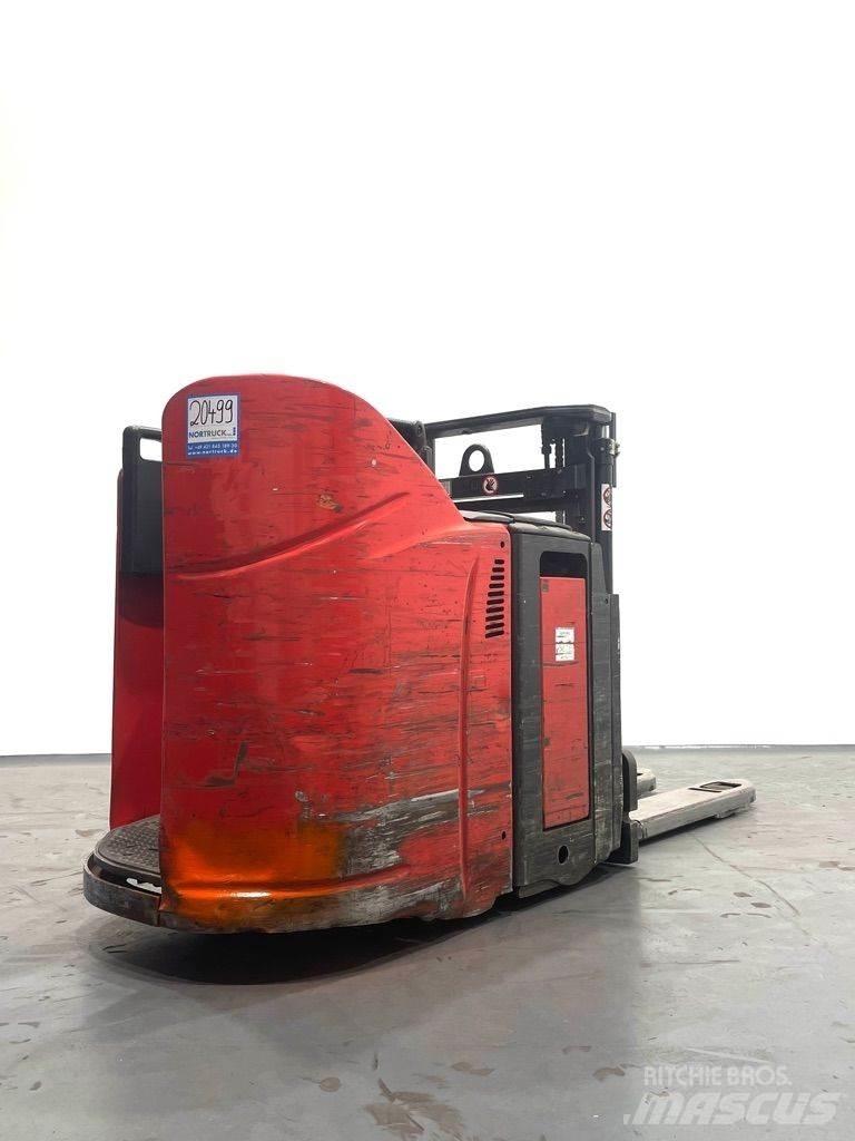 Linde D12HPSP-133 Колички високоповдигачи с теглич
