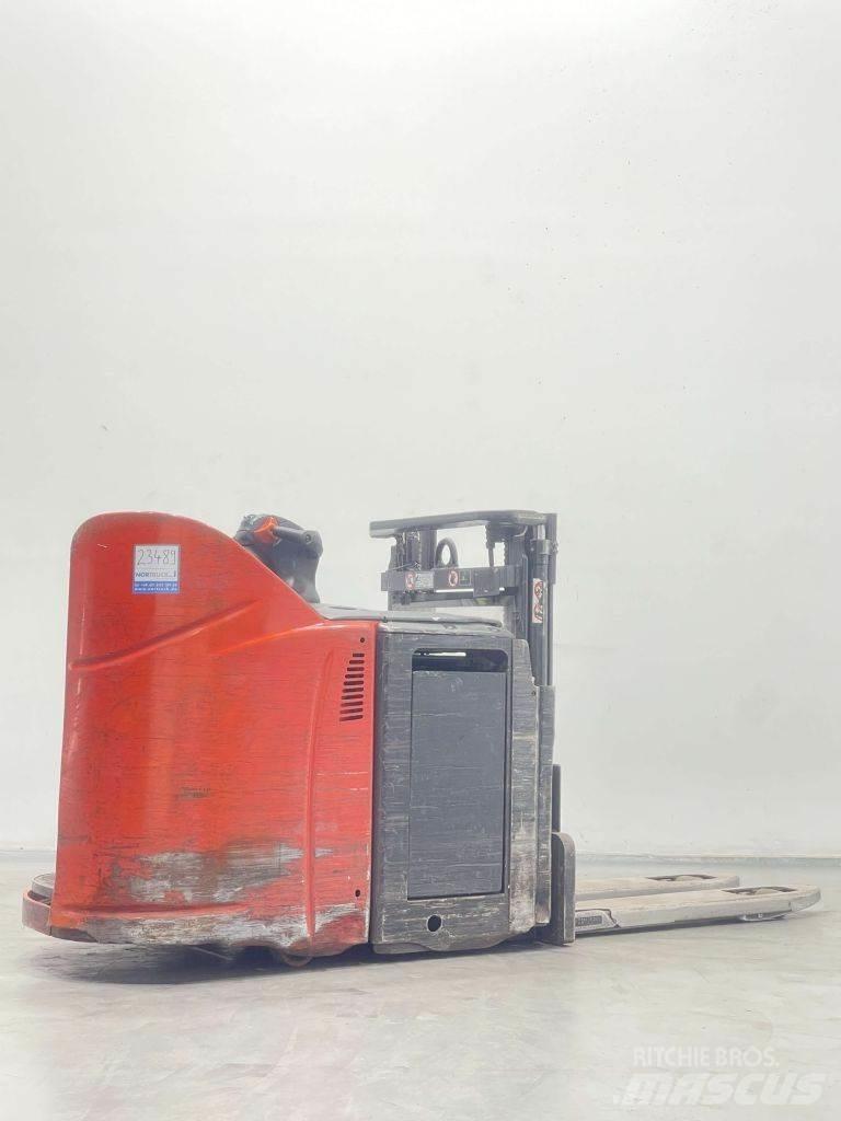 Linde D12HPSP-133 Колички високоповдигачи с теглич