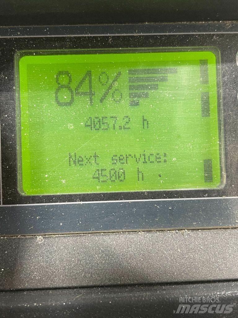 Linde D12HPSP-133 Колички високоповдигачи с теглич