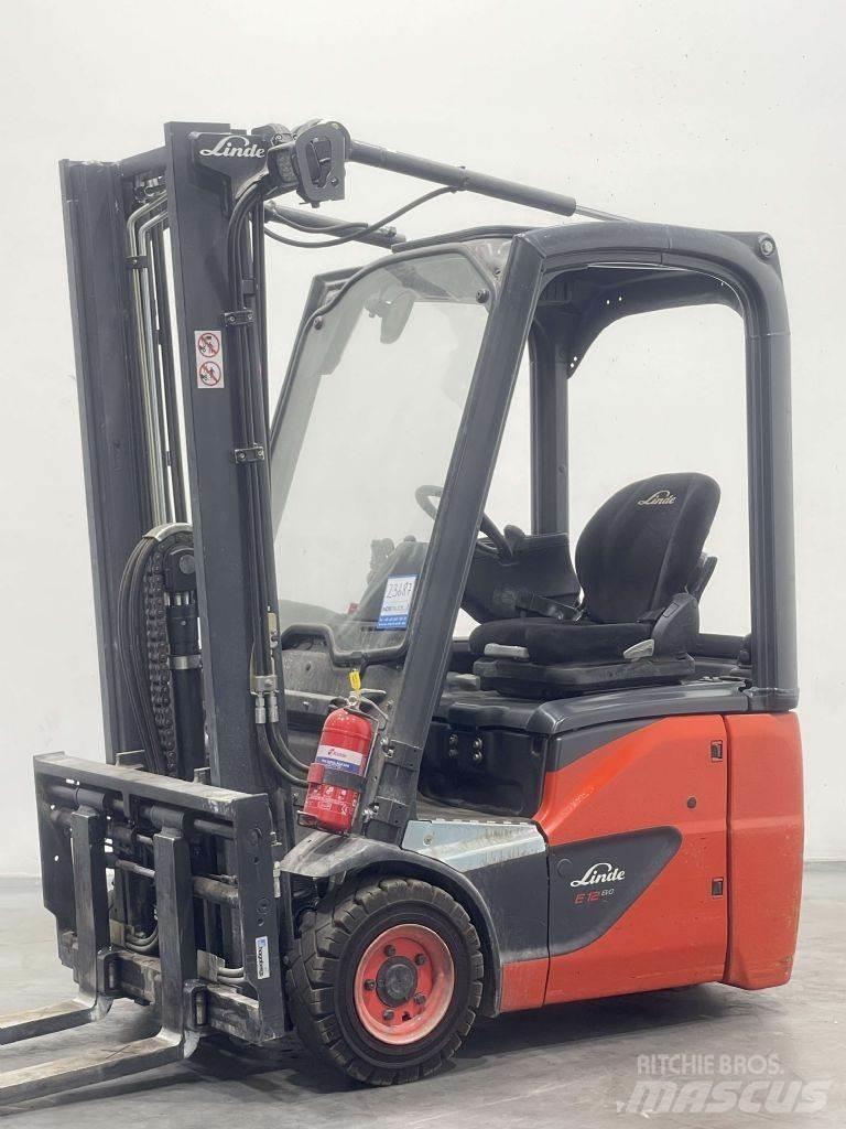 Linde E12-02-386 Електрически вилични кари-повдигачи