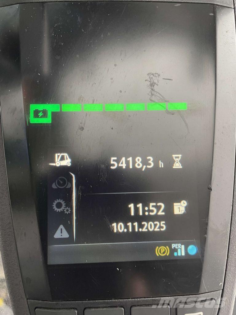 Linde E12-02-386 Електрически вилични кари-повдигачи