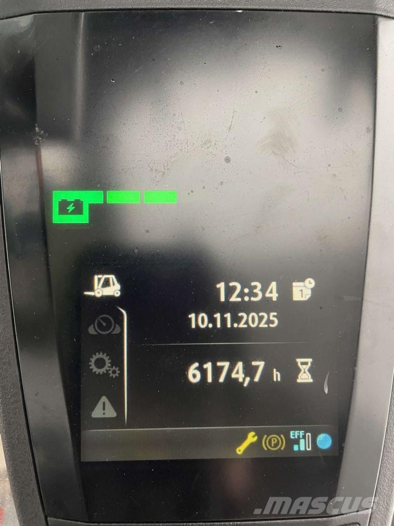 Linde E12-02-386 Електрически вилични кари-повдигачи