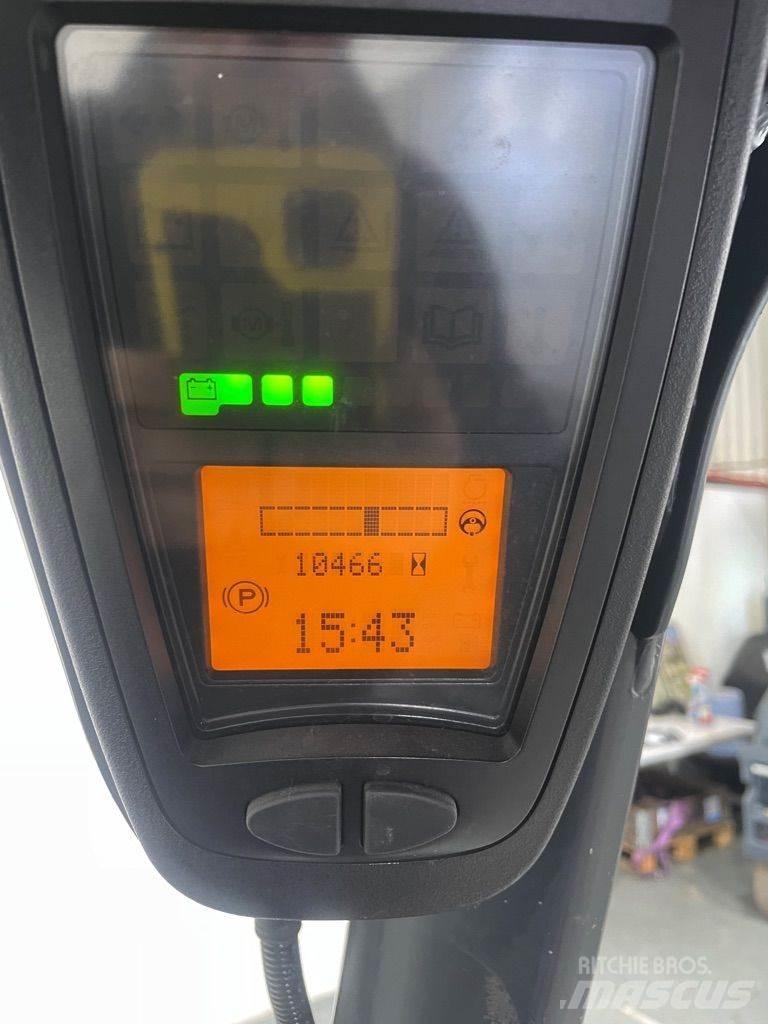 Linde E16L-386-EVO Електрически вилични кари-повдигачи