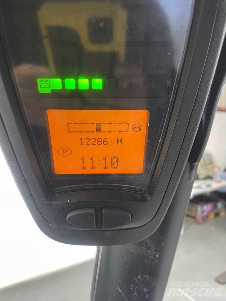 Linde E16L-386-EVO Електрически вилични кари-повдигачи