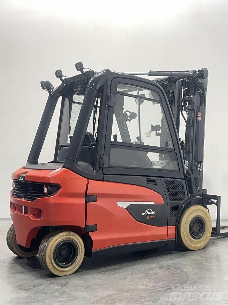 Linde E30L-01-1252 Електрически вилични кари-повдигачи