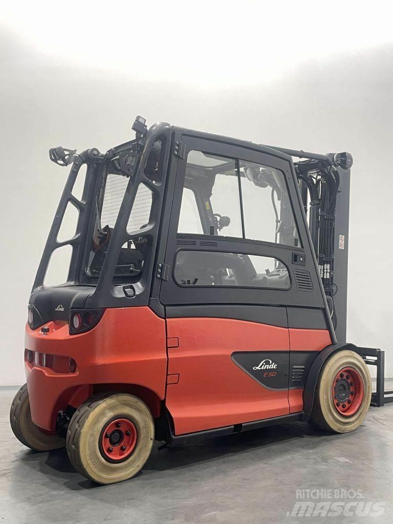 Linde E50HL-01-388 Електрически вилични кари-повдигачи