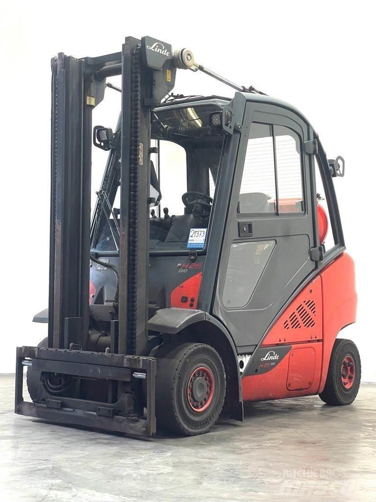 Linde H25T-392-EVO Камиони с АГУ