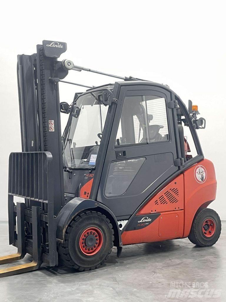 Linde H30T-02-393 Камиони с АГУ