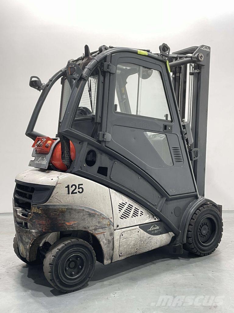 Linde H30T-02-393 Камиони с АГУ