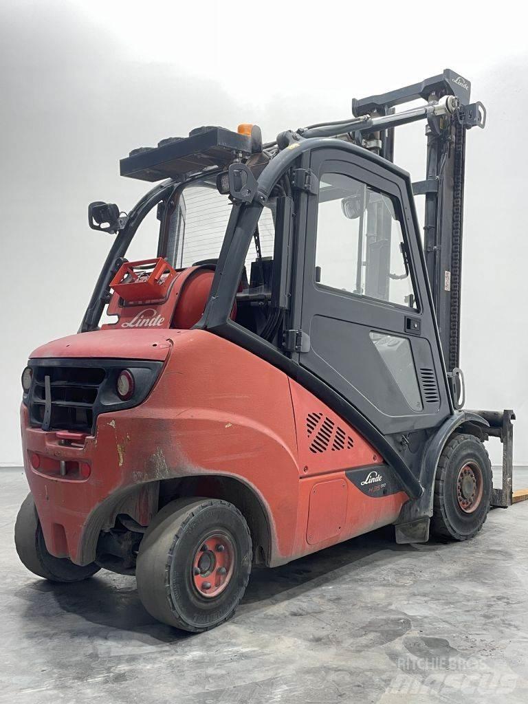Linde H35T-02-393 Камиони с АГУ