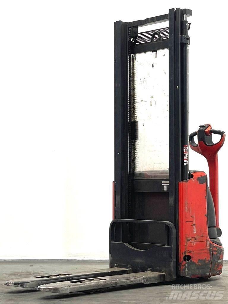 Linde L10-1172 Колички високоповдигачи с теглич
