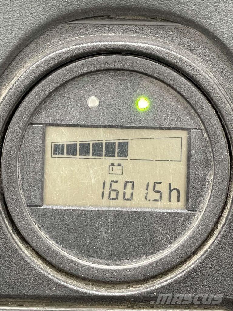 Linde L10-1172 Колички високоповдигачи с теглич