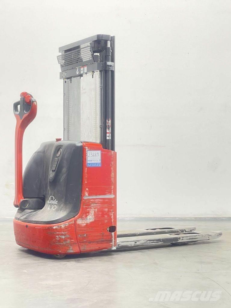 Linde L10B-1172 Колички високоповдигачи с теглич