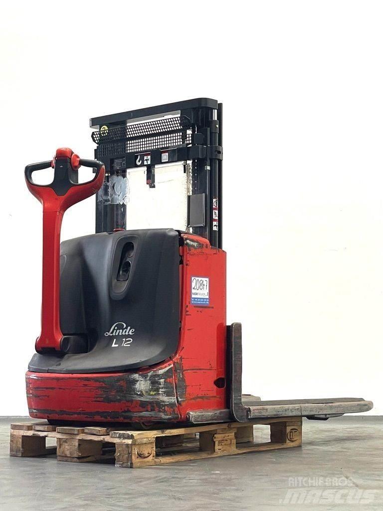 Linde L12-1172 Колички високоповдигачи с теглич