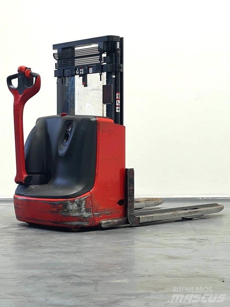 Linde L12-1172 Колички високоповдигачи с теглич
