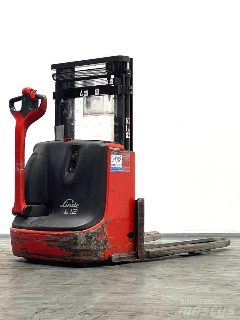 Linde L12-1172 Колички високоповдигачи с теглич