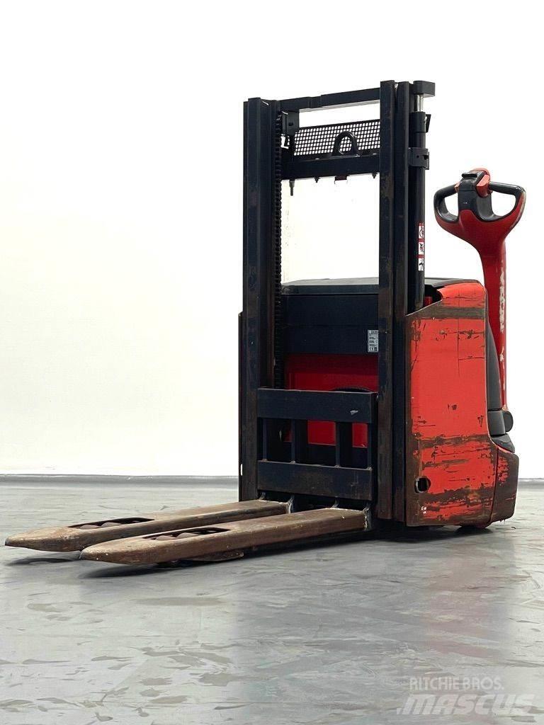 Linde L12i-1172 Колички високоповдигачи с теглич