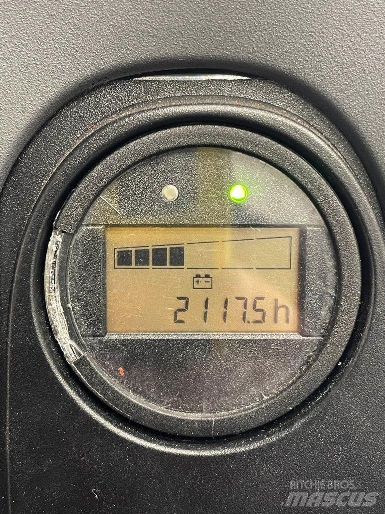 Linde L12i-1172 Колички високоповдигачи с теглич