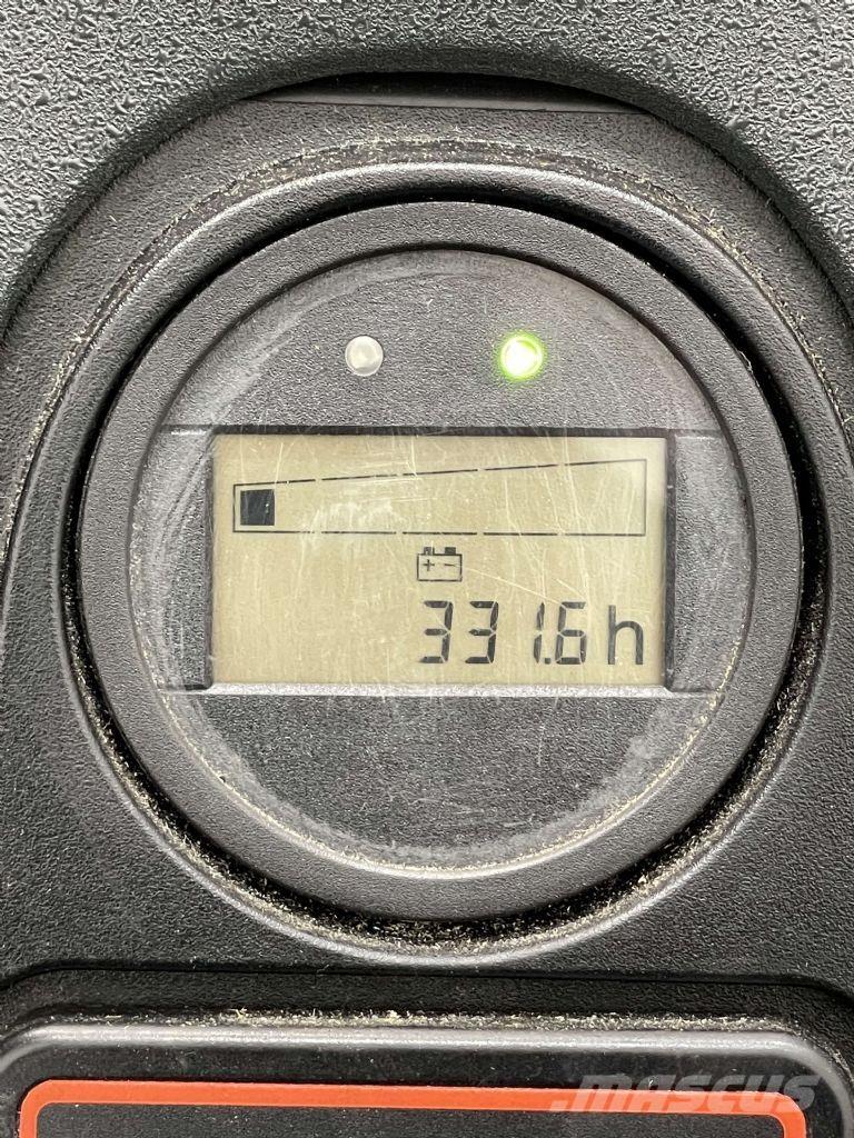 Linde L12i-1172 Колички високоповдигачи с теглич