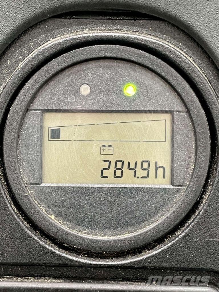 Linde L12i-1172 Колички високоповдигачи с теглич