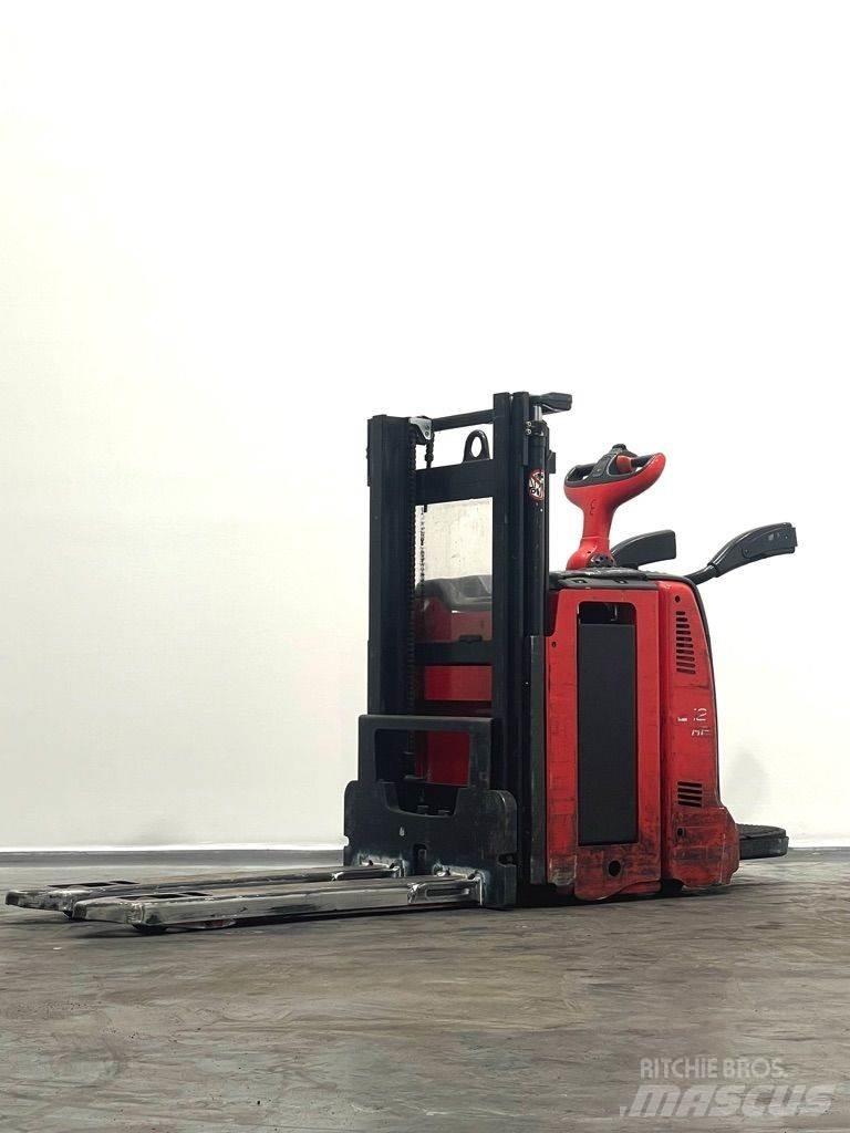 Linde L12LHPAP-133 Колички високоповдигачи с теглич