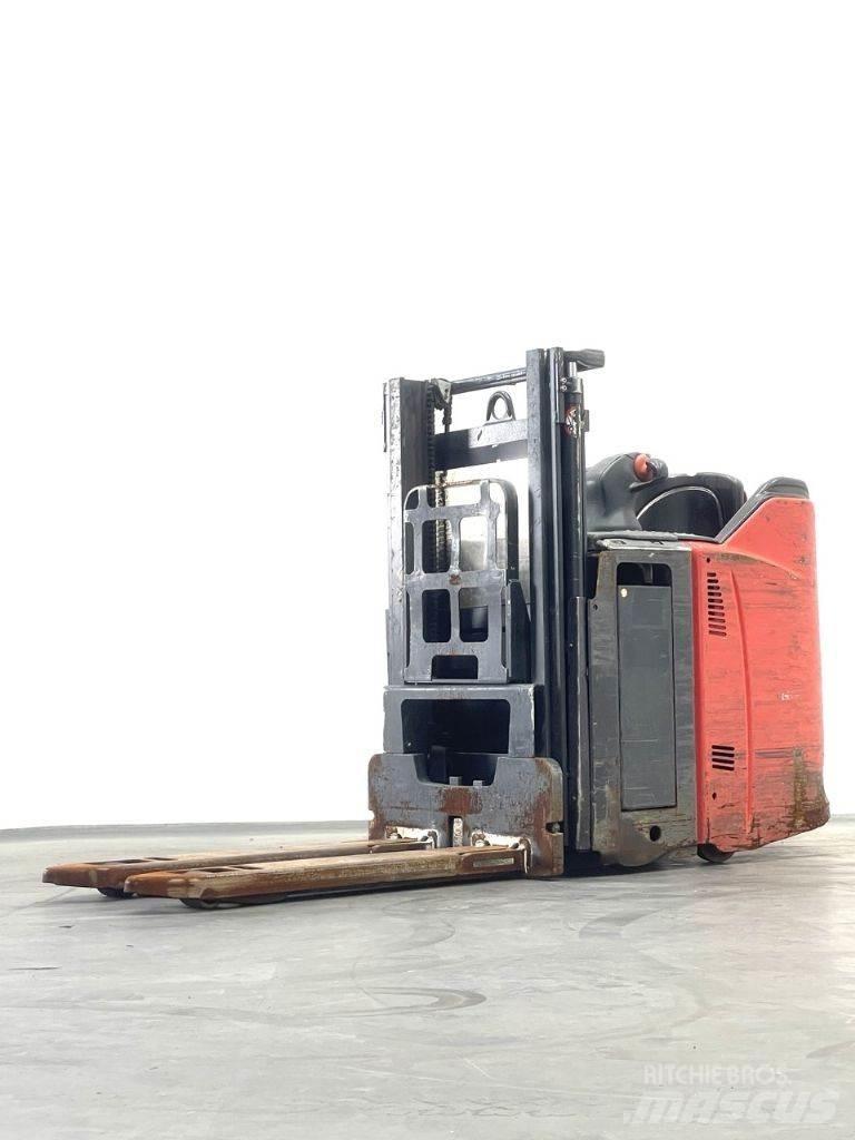 Linde L12LHPS Колички високоповдигачи с теглич