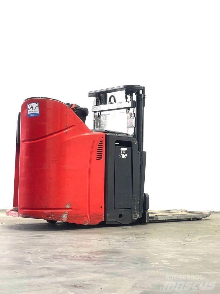 Linde L12LHPSP-133 Колички високоповдигачи с теглич