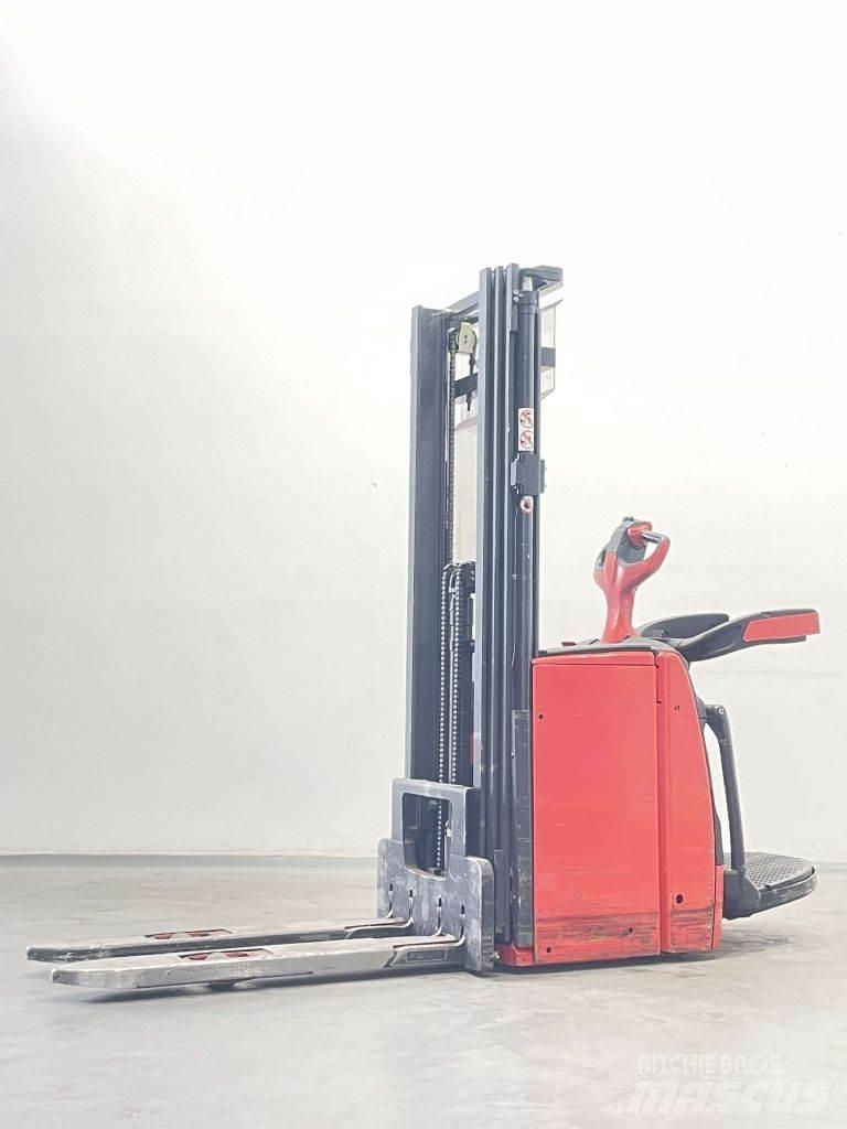 Linde L14AP-1173 Колички високоповдигачи с теглич