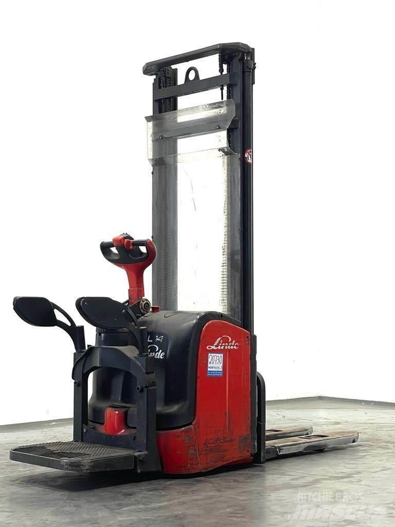 Linde L14AP-372 Колички високоповдигачи с теглич