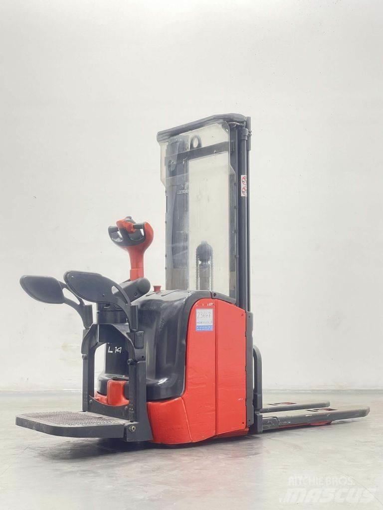 Linde L14AP-372 Колички високоповдигачи с теглич