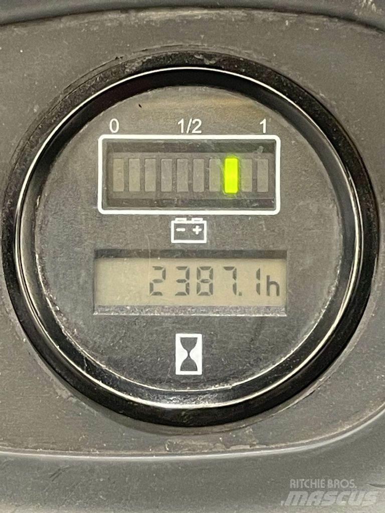 Linde L14AP-372 Колички високоповдигачи с теглич