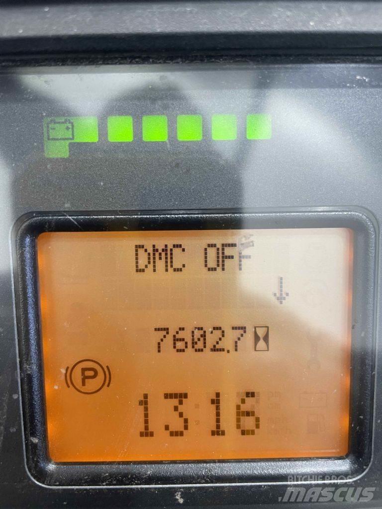 Linde R16HD-01-1120 Ретрак/ Високоповдигач с изместване на вилката напред