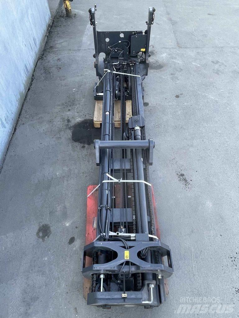 Linde R16HD-01-1120 Ретрак/ Високоповдигач с изместване на вилката напред