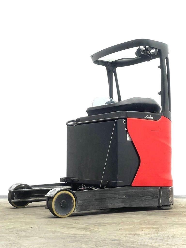 Linde R16HD-1120 Ретрак/ Високоповдигач с изместване на вилката напред