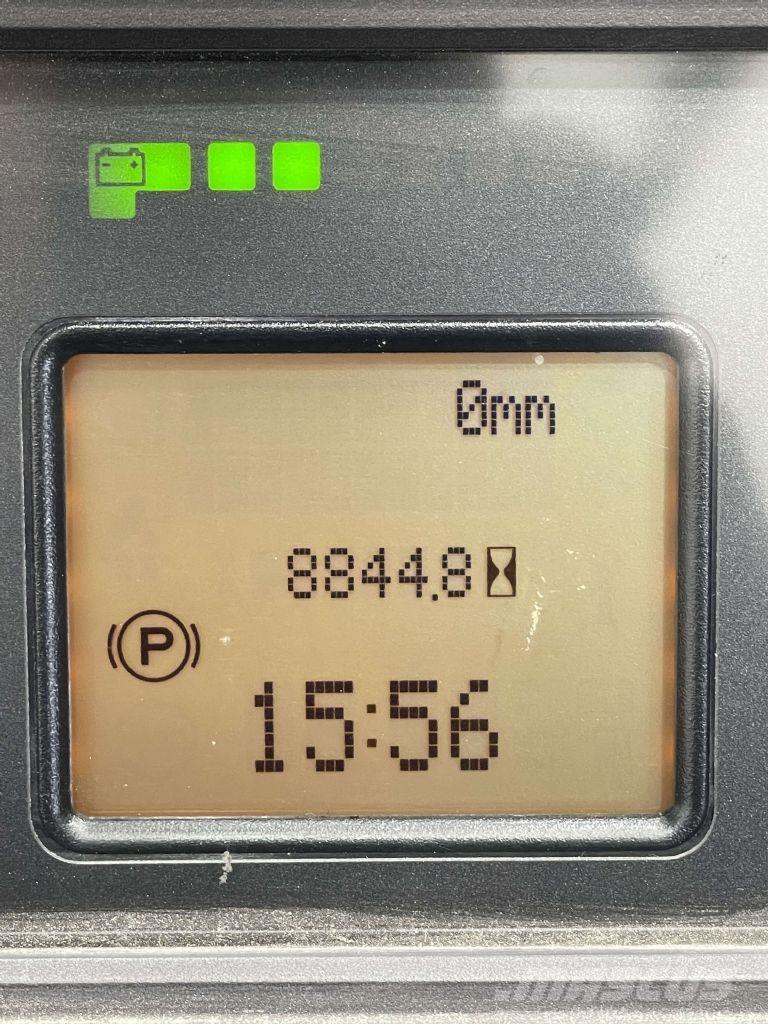 Linde R16HD-1120 Ретрак/ Високоповдигач с изместване на вилката напред