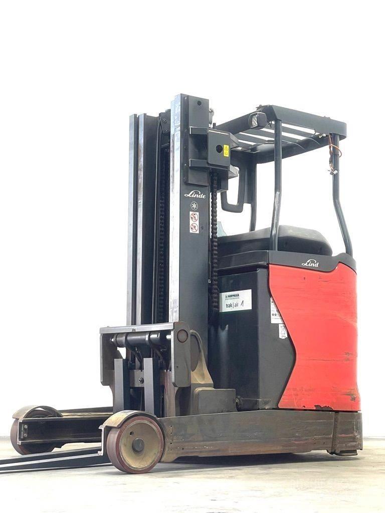 Linde R16HD-1120 Ретрак/ Високоповдигач с изместване на вилката напред
