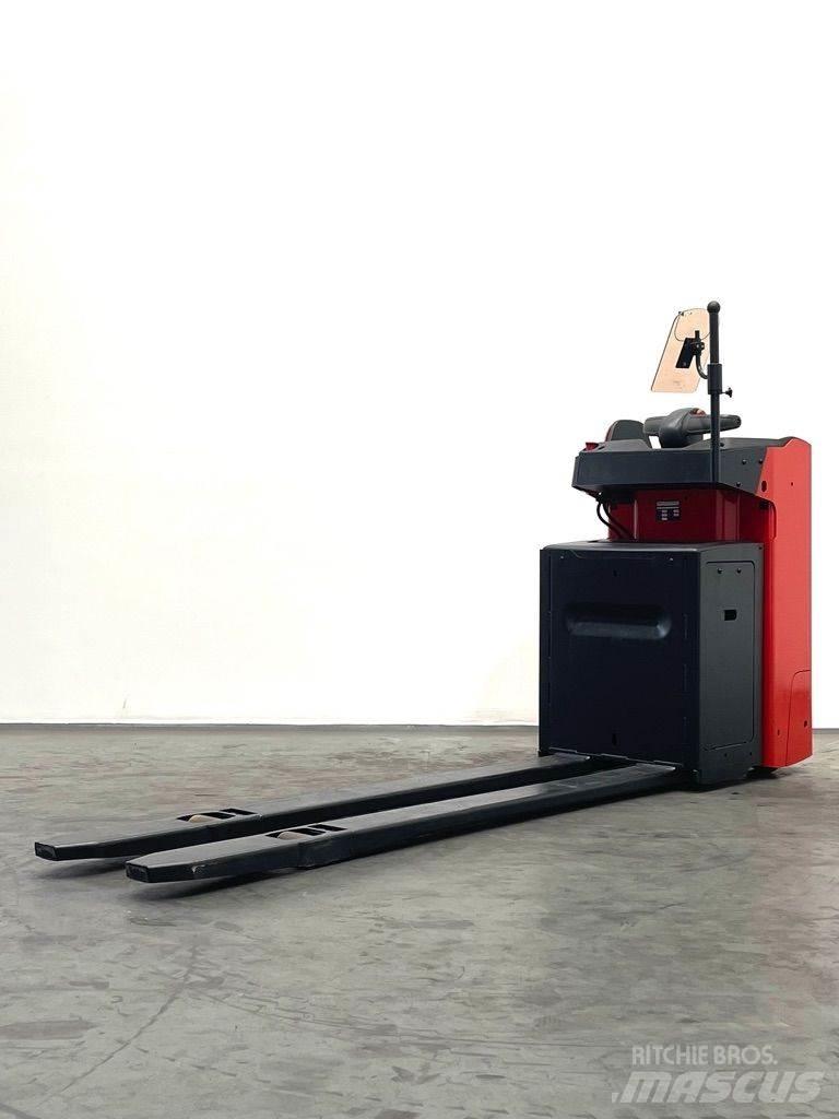 Linde T20SF-1154 Самоходни товарачи
