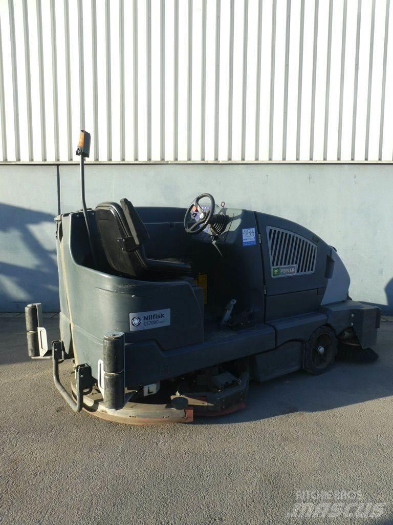 Nilfisk CS7000 1200B Автоматични метачки с четки