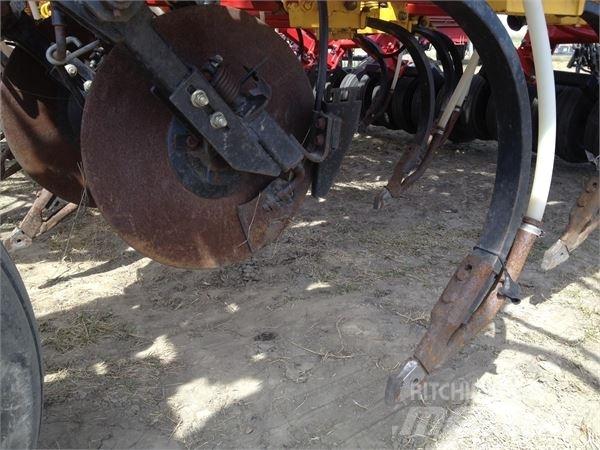 Bourgault 5710 Редосеялки