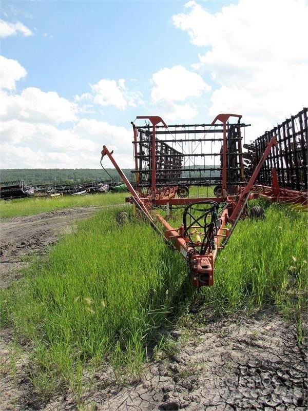 Bourgault 6000 Брани