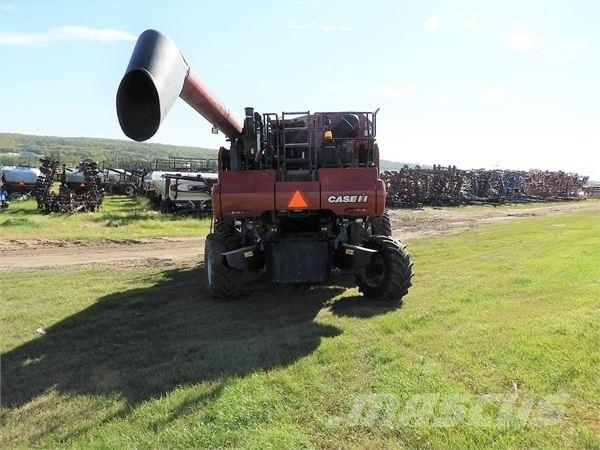 Case IH 8230 Комбайни