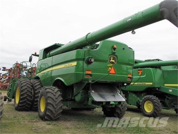 John Deere S680 Комбайни