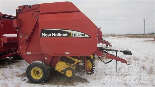 New Holland BR780 Сламопреси за кръгли бали

