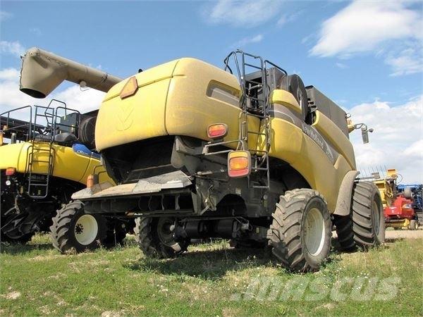 New Holland CX860 Комбайни