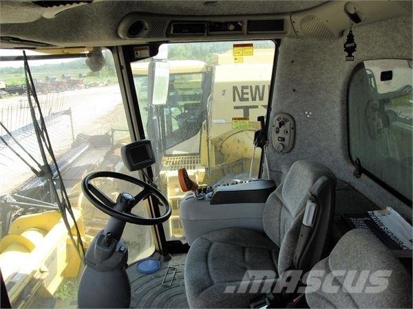 New Holland CX860 Комбайни