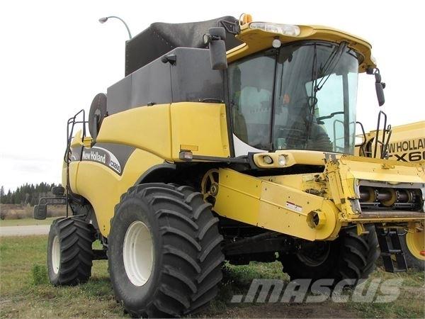 New Holland CX860 Комбайни