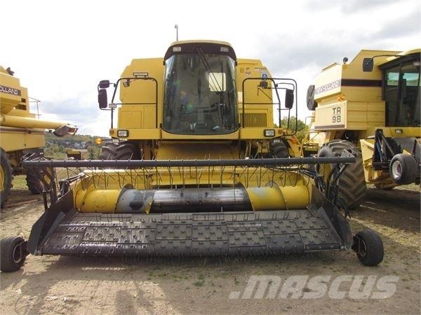 New Holland TX66 Комбайни