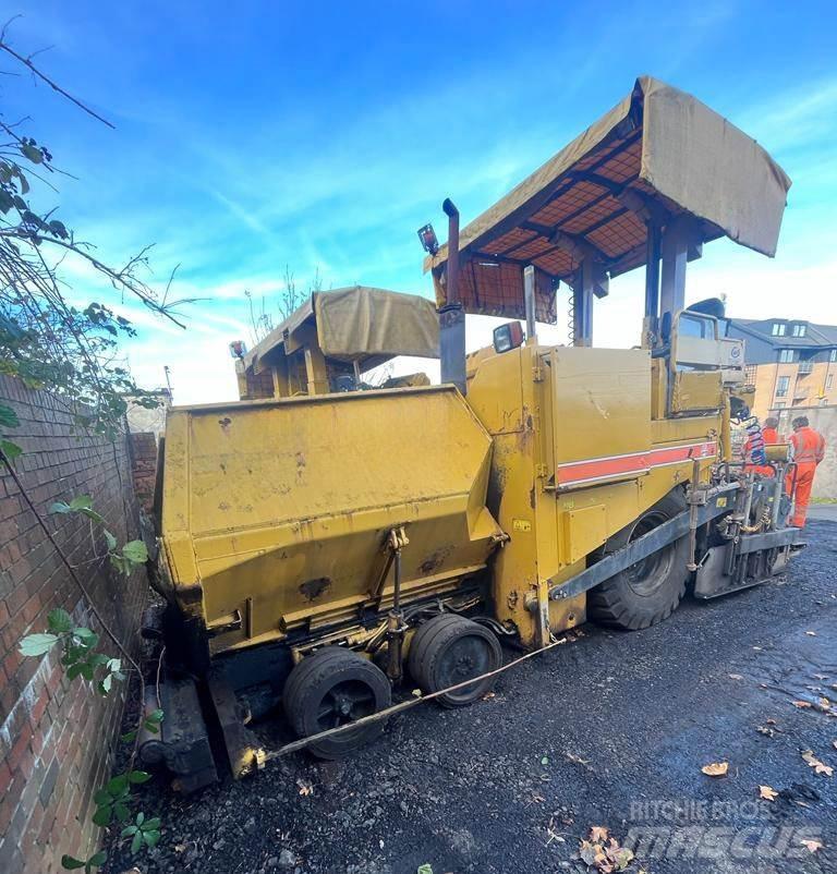 CAT AP600 Paver Машини за асфалт