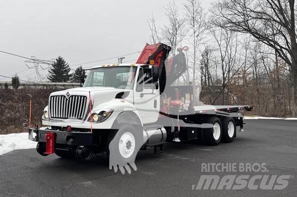 Fassi F335A Каранове за дървен материал