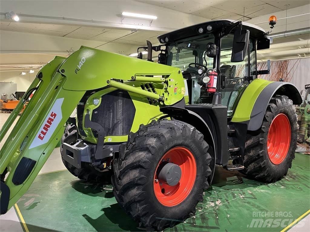 CLAAS Arion 660 Трактори